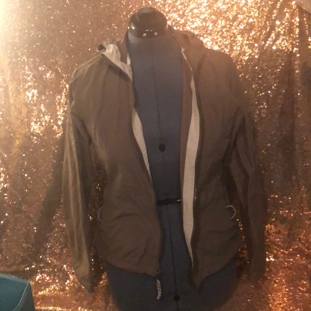 Columbia light jacket